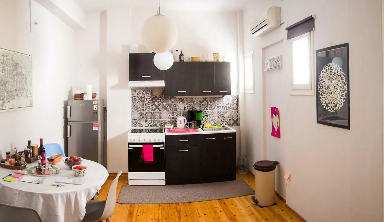 Artistic Getaway Home - Super Central Iraklio