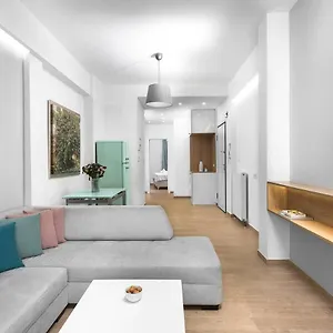https://flaneur-nilie-hospitality-mgmt.hotels-of-thessaloniki.com