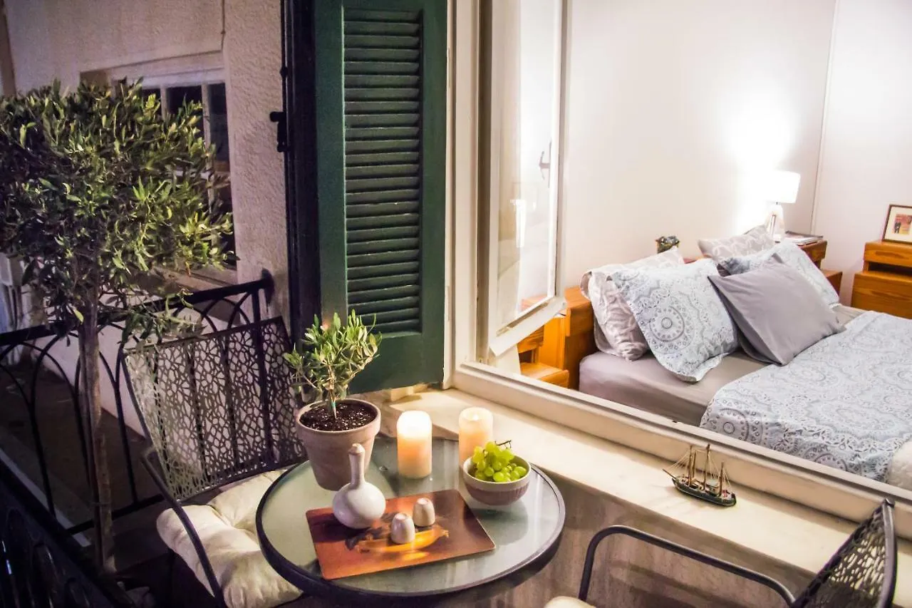 Artistic Getaway Home - Super Central Héraklion Appartement